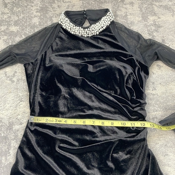 New Eliza J Embellished Ruched Sheer Long Sleeve Velvet Gown Pearl Neck Sz 8 - Picture 10 of 14